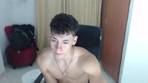 Snapshot of muscle_myke chatting on 12-27-24, 04:58 myke online show from 12-27-24, 04:58