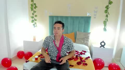 Snapshot of muscle_scott chatting on 09-20-25, 12:17 muscle scott online show from 09-20-25, 12:17