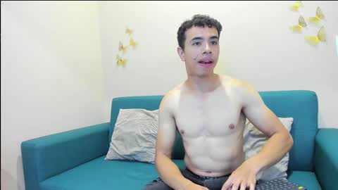 Snapshot of muscle_scott chatting on 10-02-25, 12:12 muscle scott online show from 10-02-25, 12:12