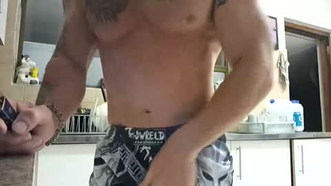 Snapshot of muscledaddy69s chatting on 04-26-26, 02:53 muscledaddy69s online show from 04-26-26, 02:53