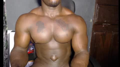 musclegod23 online show from 01-28-25, 12:26