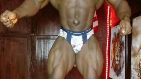 musclegod23 online show from 05-26-26, 08:49