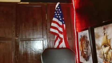 Snapshot of musclegodsammy23 chatting on 06-10-26, 08:52 musclegod23 online show from 06-10-26, 08:52