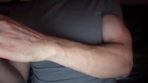 musclehair3 online show from 10-20-25, 08:31