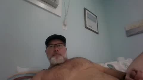 Snapshot of musclemeat41 chatting on 01-02-25, 03:40 musclemeat41 online show from 01-02-25, 03:40