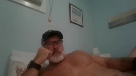 Snapshot of musclemeat41 chatting on 10-13-25, 06:41 musclemeat41 online show from 10-13-25, 06:41