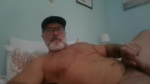 Snapshot of musclemeat41 chatting on 10-23-25, 03:22 musclemeat41 online show from 10-23-25, 03:22