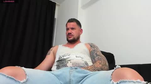 MuscleMonster31 online show from 09-24-25, 11:19