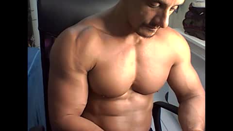muscleoss online show from 01-17-25, 04:06