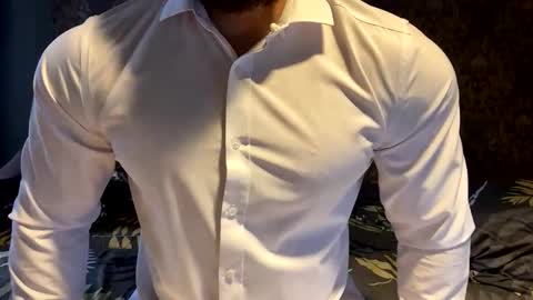 Snapshot of muscularjuggler chatting on 09-24-25, 02:48 muscularjuggler online show from 09-24-25, 02:48