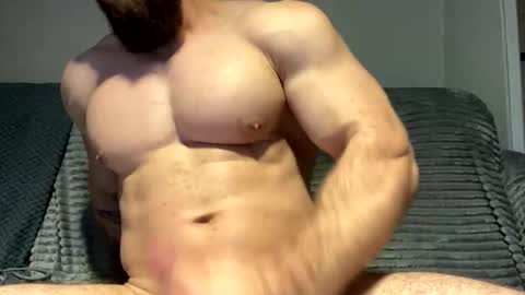 Snapshot of muscularjuggler chatting on 11-01-25, 01:40 muscularjuggler online show from 11-01-25, 01:40