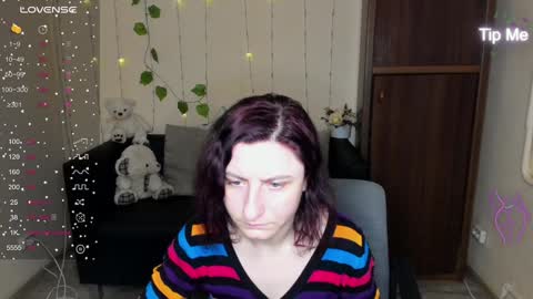 Snapshot of muse_kitty_jenia chatting on 01-17-25, 04:49 Jenya online show from 01-17-25, 04:49