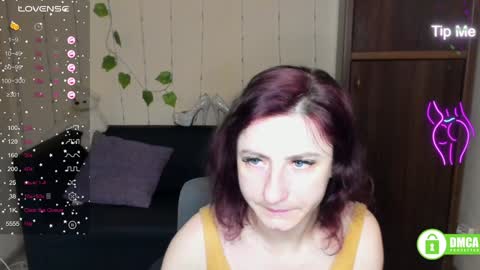 Snapshot of muse_kitty_jenia chatting on 01-31-25, 02:04 Jenya online show from 01-31-25, 02:04