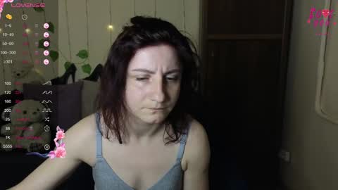 Snapshot of muse_kitty_jenia chatting on 03-12-25, 05:46 Jenya online show from 03-12-25, 05:46