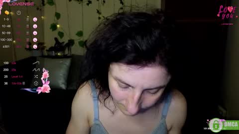 Snapshot of muse_kitty_jenia chatting on 09-24-25, 06:00 Jenya online show from 09-24-25, 06:00