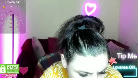 Snapshot of muse_kitty_jenia chatting on 11-14-25, 06:28 Jenya online show from 11-14-25, 06:28