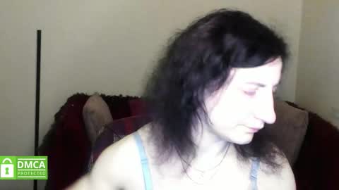 Snapshot of muse_kitty_jenia chatting on 12-23-25, 06:33 Jenya online show from 12-23-25, 06:33