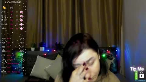 Snapshot of muse_kity_jeneva chatting on 12-14-25, 12:21 Jeneva online show from 12-14-25, 12:21