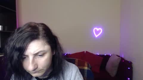 Snapshot of muse_kity_jeneva chatting on 12-15-25, 06:34 Jeneva online show from 12-15-25, 06:34