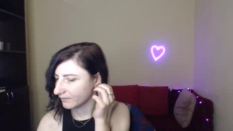 Snapshot of muse_kity_jeneva chatting on 12-18-25, 06:41 Jeneva online show from 12-18-25, 06:41