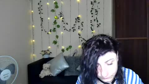 Jeneva online show from 06-17-26, 05:21