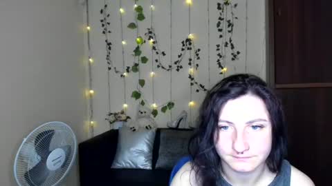 Jeneva online show from 06-21-26, 05:26