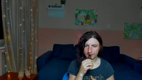 Jeneva online show from 07-24-26, 05:44