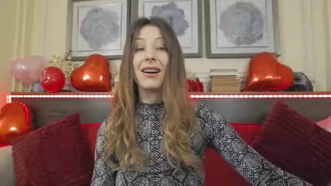 Luna  online show from 02-11-26, 09:31