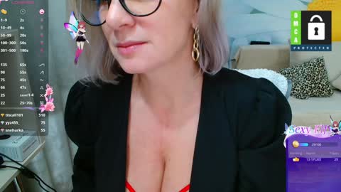 Snapshot of music_fairy chatting on 01-22-25, 12:38 Lana online show from 01-22-25, 12:38