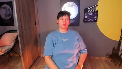 Snapshot of musicayluna chatting on 05-22-26, 03:02 VALENTINA Luna online show from 05-22-26, 03:02