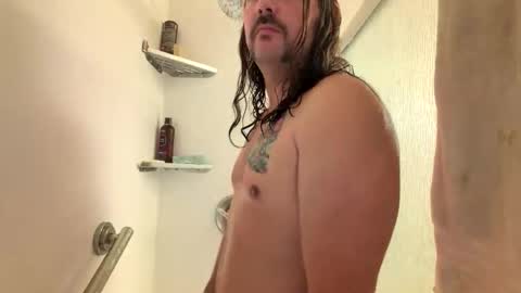 Snapshot of mustang8562 chatting on 02-06-26, 01:14 mustang8562 online show from 02-06-26, 01:14