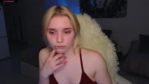 Molly online show from 05-20-26, 09:10