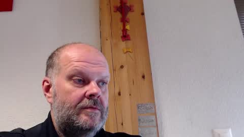 Snapshot of mutin chatting on 12-23-24, 01:24 Mutin online show from 12-23-24, 01:24