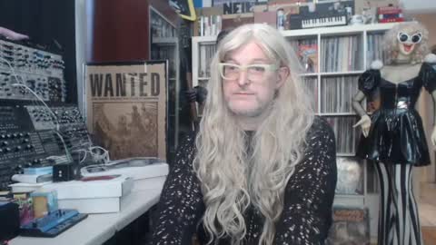 Muziknerd online show from 05-21-26, 11:34