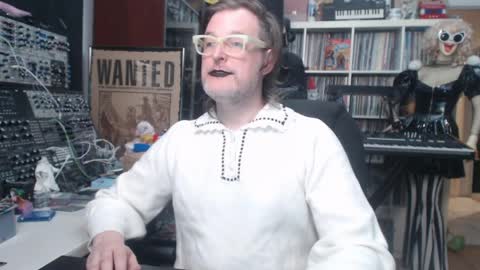 Muziknerd online show from 05-30-26, 05:59
