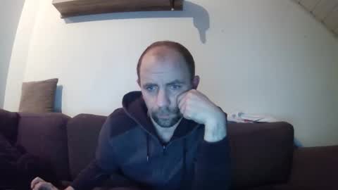 Snapshot of mvperial2301 chatting on 10-27-25, 08:13 Martin online show from 10-27-25, 08:13