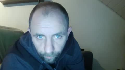 Snapshot of mvperial2301 chatting on 03-18-26, 09:51 Martin online show from 03-18-26, 09:51