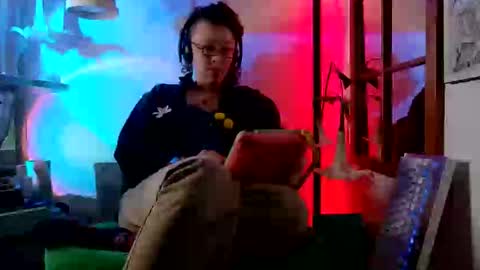 Snapshot of mx_anouk_divine chatting on 05-31-26, 06:09 Mx. Anouk Divine online show from 05-31-26, 06:09