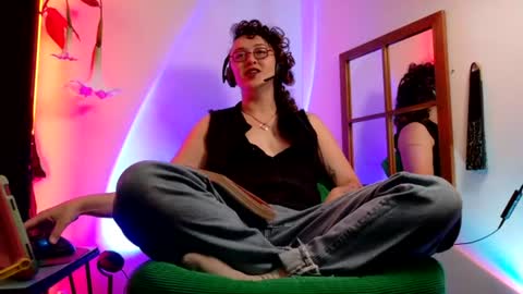 Snapshot of mx_anouk_divine chatting on 07-04-26, 04:46 Mx. Anouk Divine online show from 07-04-26, 04:46
