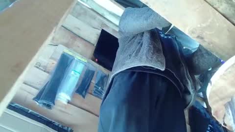 Snapshot of mxdnxss chatting on 10-13-25, 01:33 Maty online show from 10-13-25, 01:33