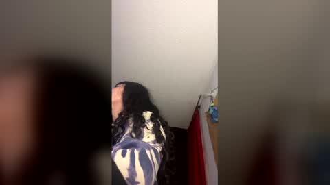 SOFIA online show from 02-01-26, 04:22