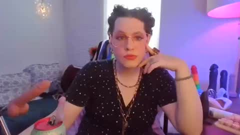 Snapshot of mxsissycharlotte chatting on 04-29-26, 04:44 Mx Charlotte online show from 04-29-26, 04:44