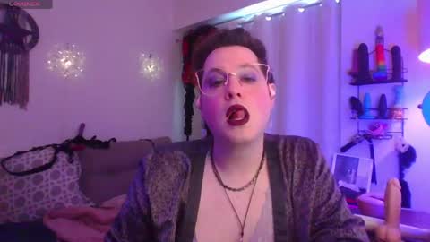 Snapshot of mxsissycharlotte chatting on 06-04-26, 04:35 Mx Charlotte online show from 06-04-26, 04:35