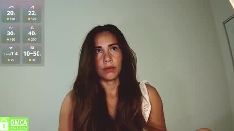 Snapshot of my420couple chatting on 11-23-25, 03:06 miss beauty coming 96 2300 online show from 11-23-25, 03:06