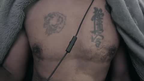 Snapshot of my432687 chatting on 02-12-25, 02:43 my432687 online show from 02-12-25, 02:43