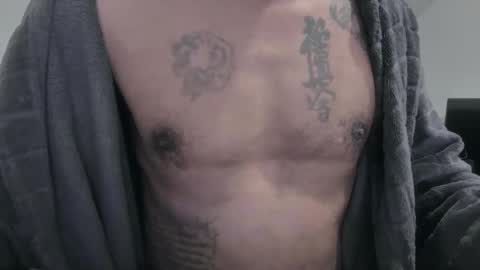 Snapshot of my432687 chatting on 03-11-25, 12:33 my432687 online show from 03-11-25, 12:33