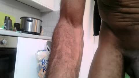 Snapshot of my432687 chatting on 10-16-25, 10:49 my432687 online show from 10-16-25, 10:49