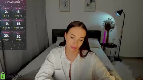 katie online show from 12-09-24, 01:51