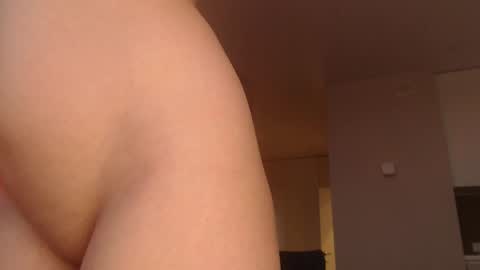 Hannah  welcome  online show from 03-06-25, 03:35