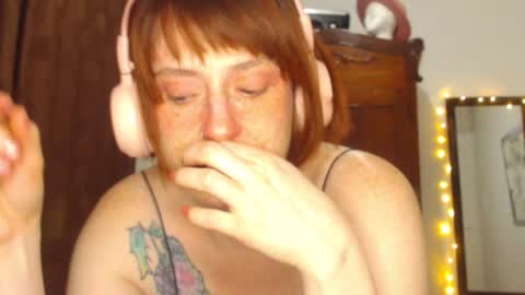     sara      i know you love me xoxox     online show from 12-06-24, 04:47